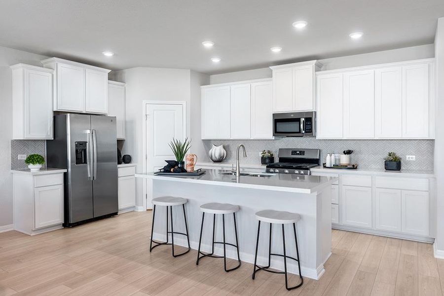 5901 Beverly Prairie Road - Ready Now!