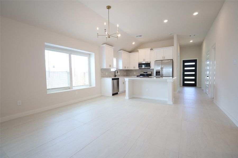Over 1800 square feet, single-story floor plan