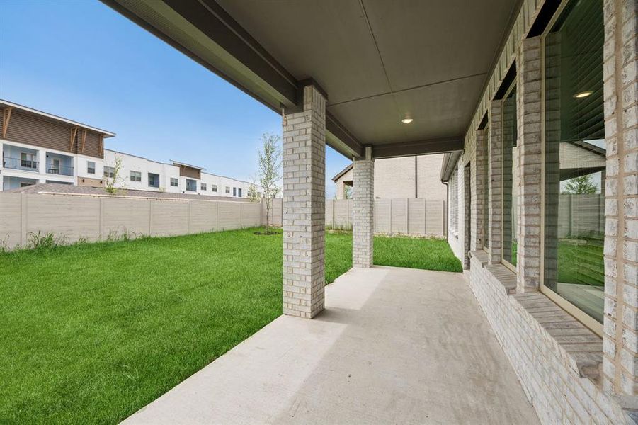 Exterior details and patio area of a home in , McKinney (Image 3).