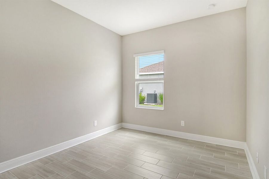 Spacious, unfurnished interior of a new home in Canoe Creek, Parrish (Image 12). Spacious, unfurnished interior of a new home in Canoe Creek, Parrish (Image 12).