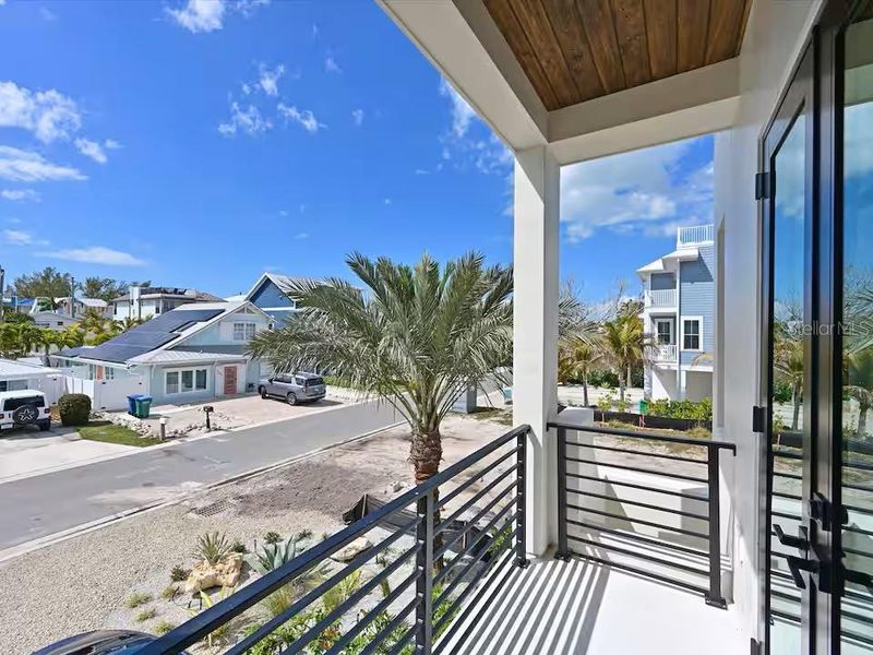 Exterior details and patio area of a home in , Bradenton Beach (Image 30).