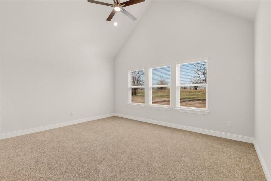 Spacious, unfurnished interior of a new home in , Sulphur Springs (Image 16).
