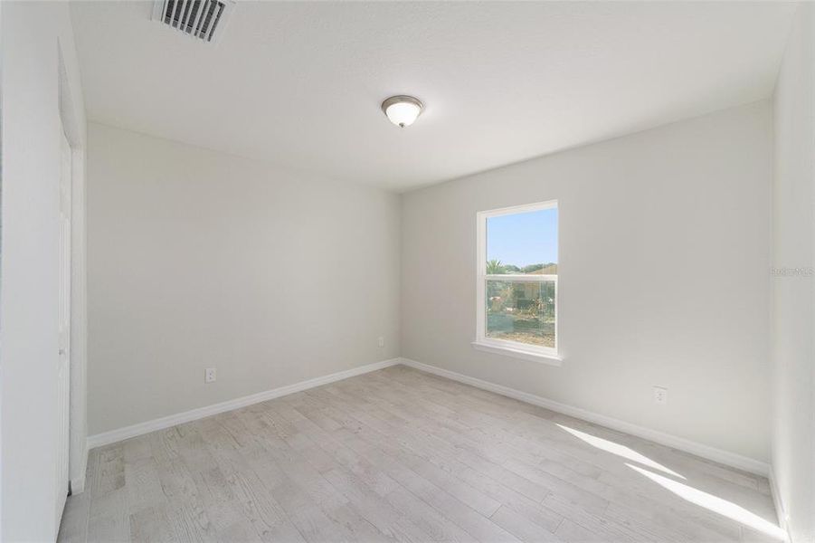 Spacious, unfurnished interior of a new home in , Belleview (Image 32).