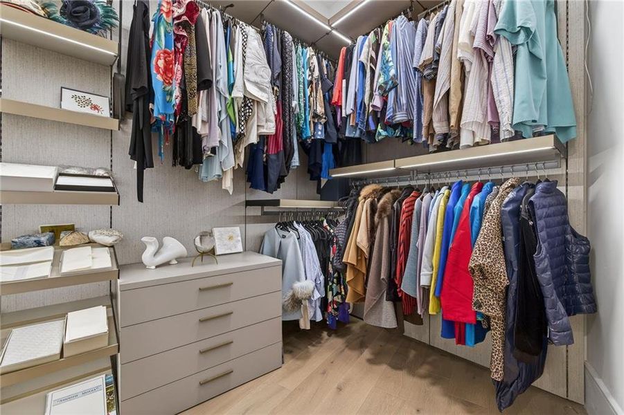 Close-up of interior finishes inside a home in The Dillon Buckhead, Atlanta (Image 26). Close-up of interior finishes inside a home in The Dillon Buckhead, Atlanta (Image 26).