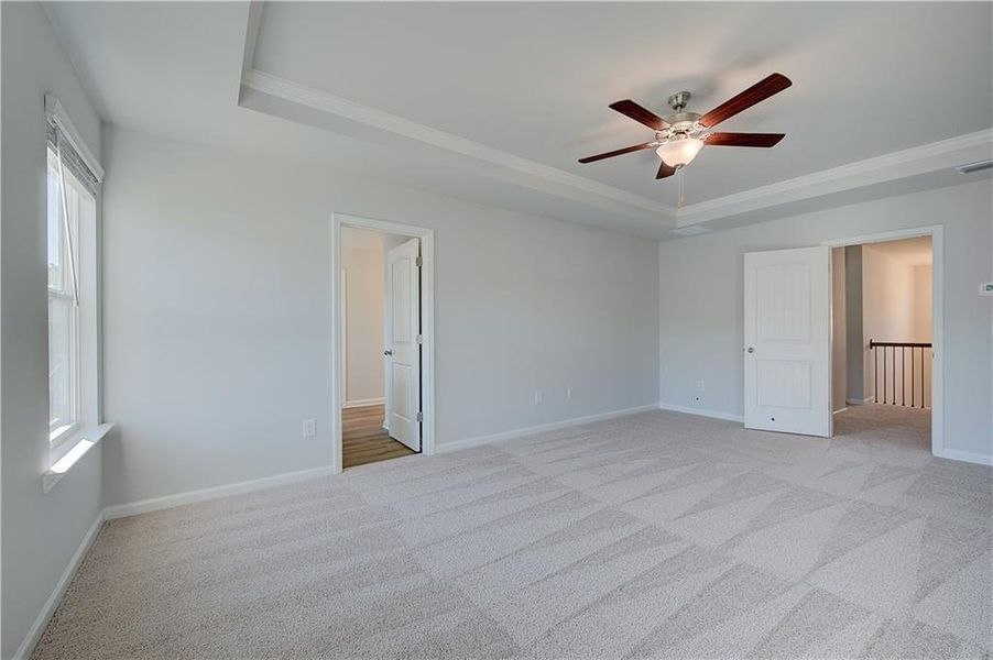 Spacious, unfurnished interior of a new home in Enclave at Evergreen, Fairburn (Image 10).