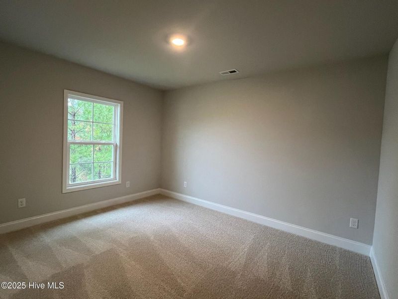 Image 37 of a home in Palmetto Creek.