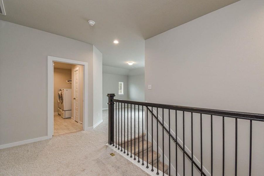 Spacious, unfurnished interior of a new home in Oakwood, Tomball (Image 21).