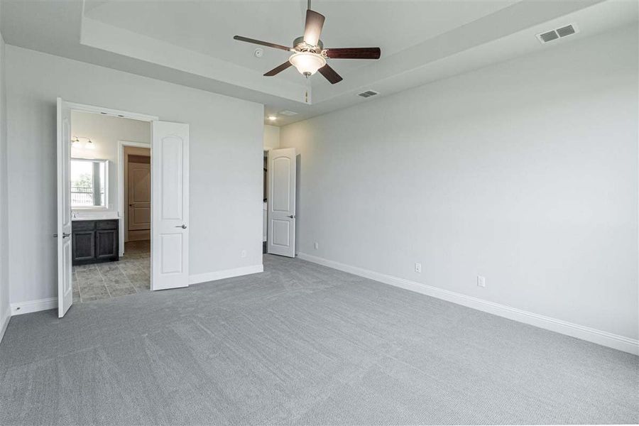 Representative unfurnished interior of a home built from the Brennan by Pacesetter Homes in Timberbrook, Justin (Image 23).