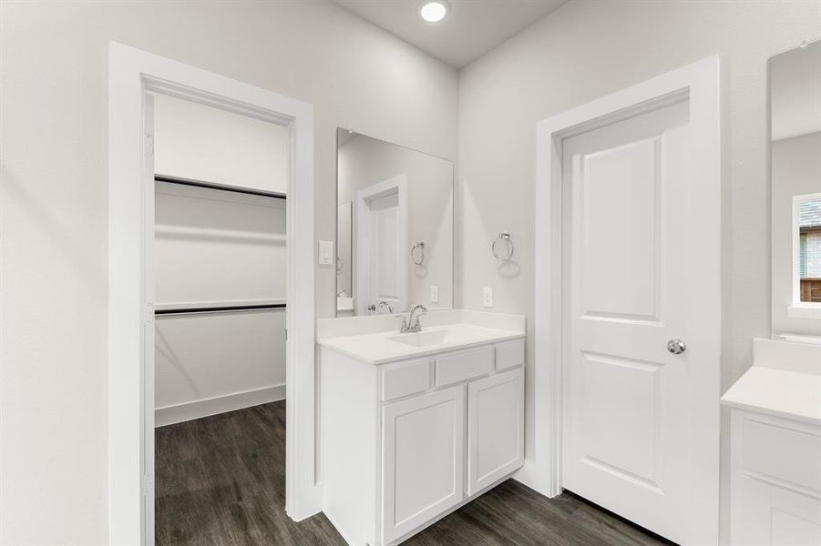 19. 1848 Jasmin - Bath (3)