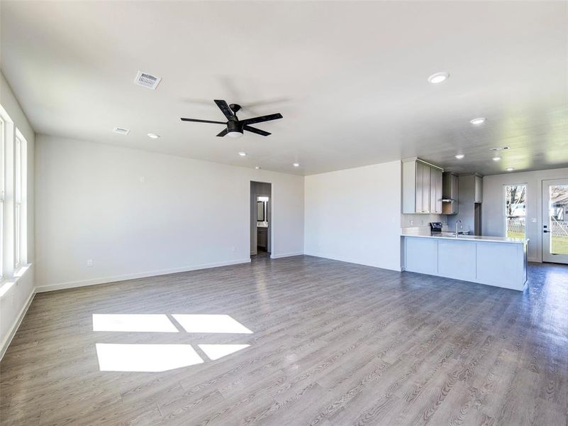 Spacious, unfurnished interior of a new home in , Runaway Bay (Image 22).