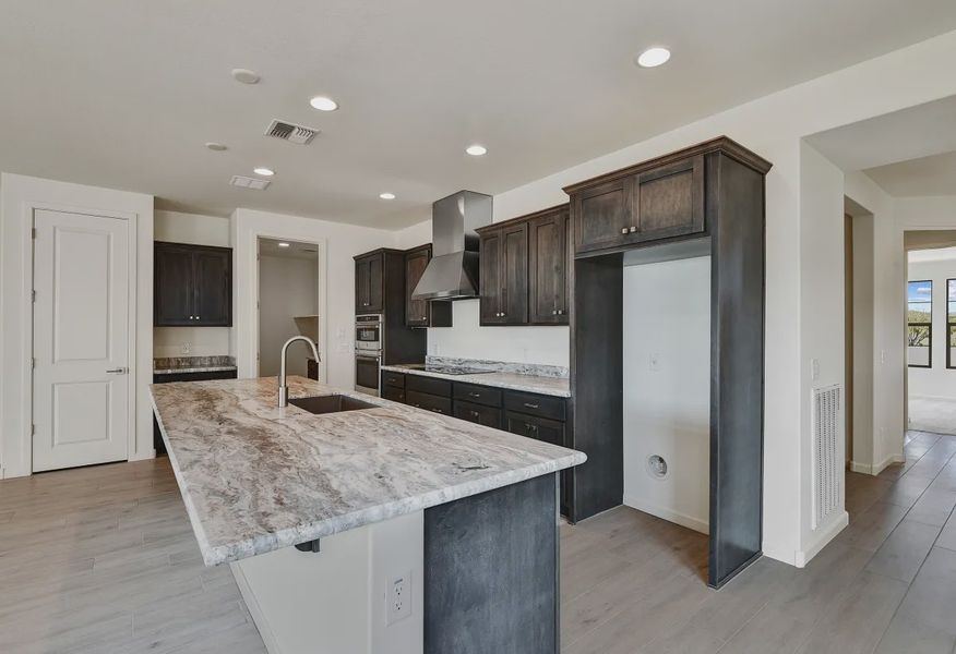 Wickenburg Ranch Evia HS 1820 Kitchen - 12 of 21