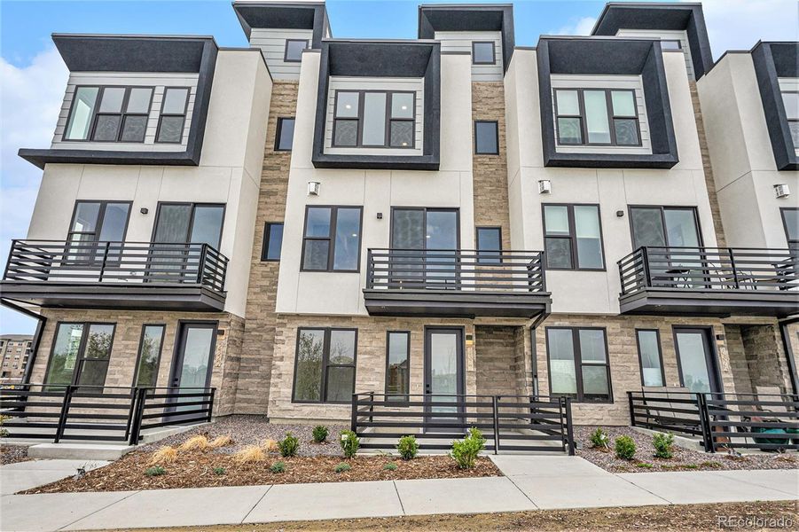 Image 11 of a home in .