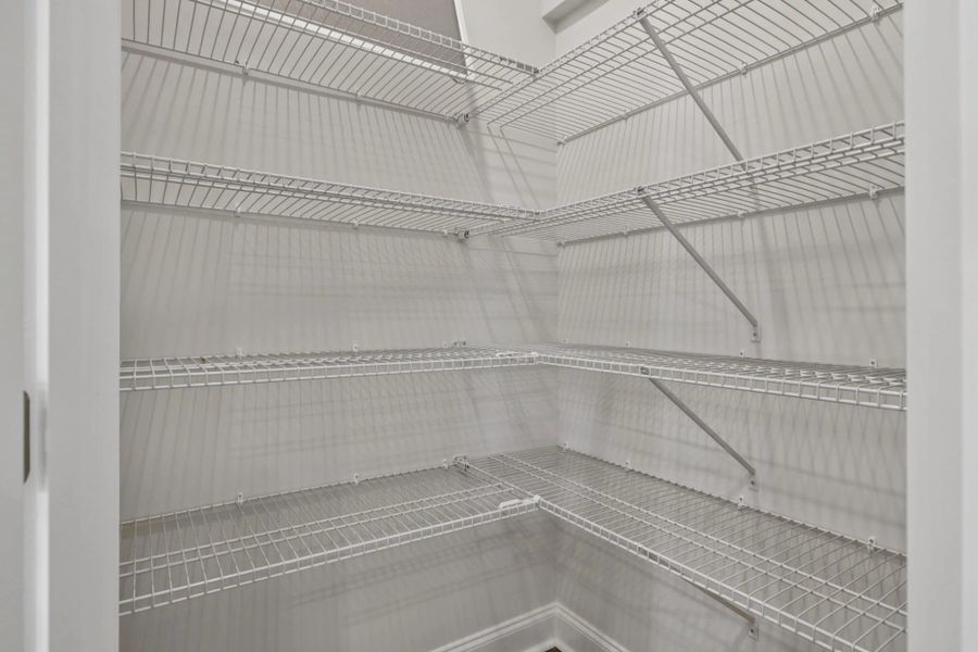 Spacious, unfurnished interior of a new home in Cades Bluff, Lebanon (Image 19).