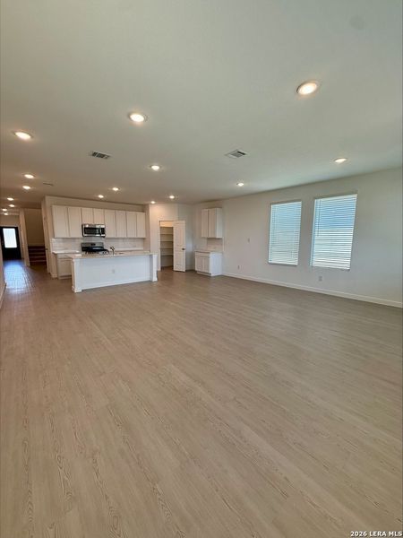 Spacious, unfurnished interior of a new home in Stone Garden, Elmendorf (Image 3).