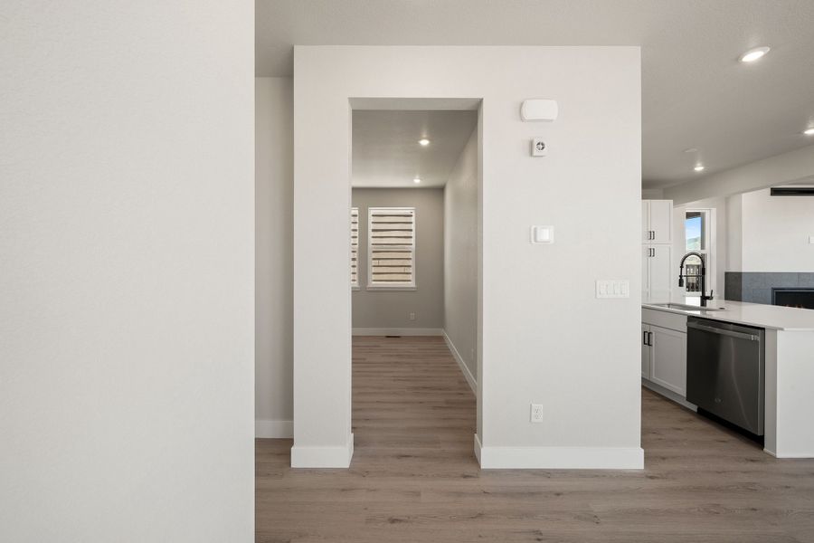 Spacious, unfurnished interior of a new home in Trumark Homes at Sterling Ranch, Littleton (Image 22).