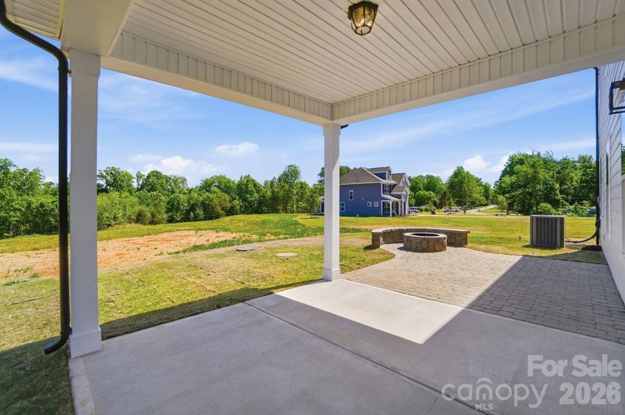 Exterior details and patio area of a home in Chasewood, Mint Hill (Image 23).
