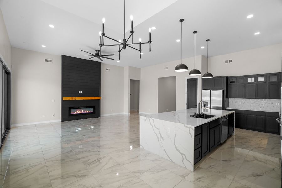 Furnished interior view inside a new home in Verdancia, El Paso (Image 7).