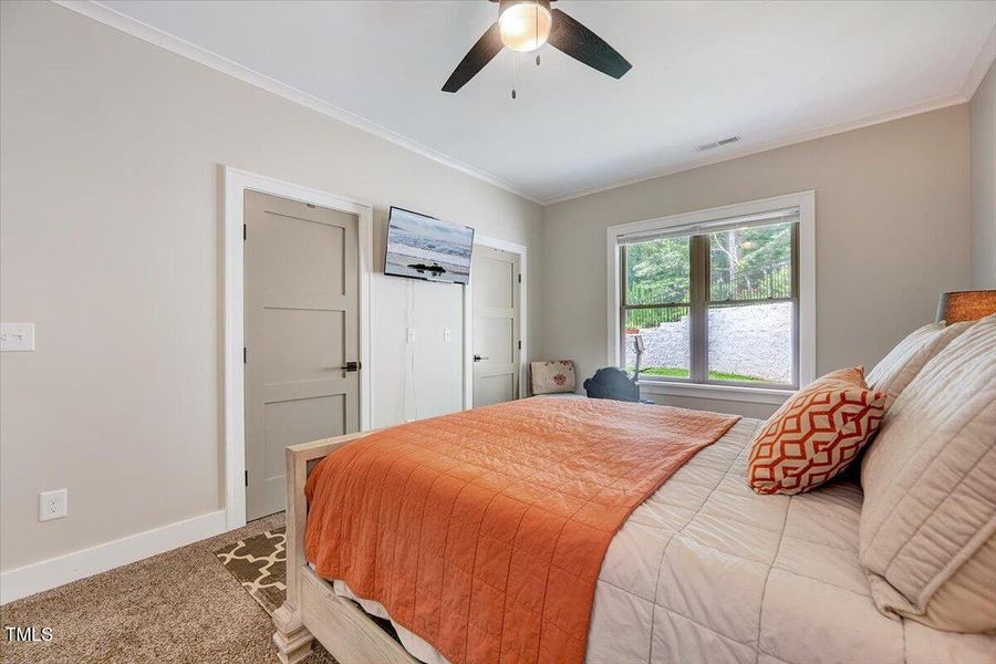 20-2975 Carolyn Dr-20 20-2975 Carolyn Dr-20