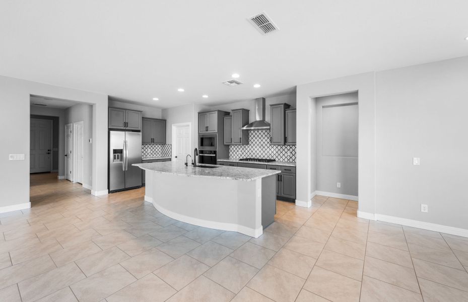 Furnished interior view inside a new home in Sun City Anthem at Merrill Ranch, Florence (Image 8).