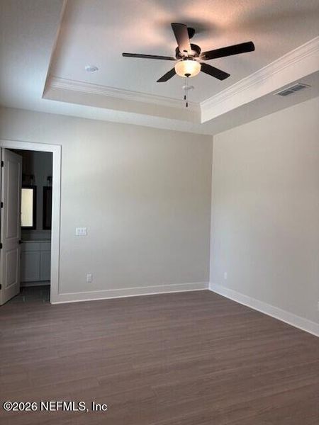 Spacious, unfurnished interior of a new home in Stables at Cary Forest, Bryceville (Image 9).