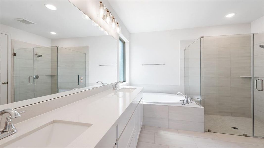 Furnished interior view inside a new home in Trinity Falls 45', McKinney (Image 5).