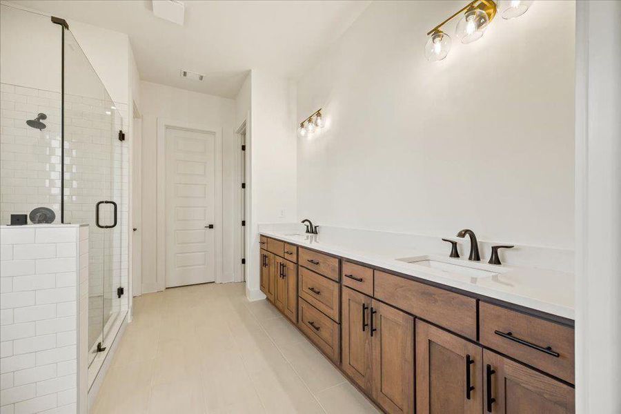 Furnished interior view inside a new home in Brooks Pond, Cumming (Image 7).