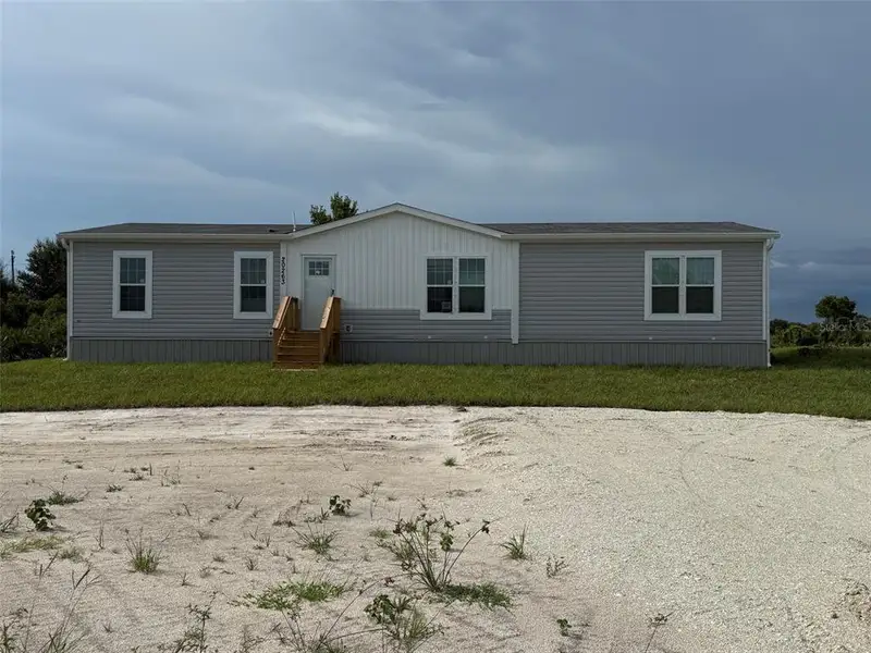 Exterior details and patio area of a home in , Okeechobee (Image 1). Exterior details and patio area of a home in , Okeechobee (Image 1).