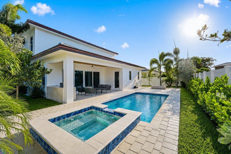 309 Claremont Lane - 29.jpg-SMALL 309 Claremont Lane - 29.jpg-SMALL
