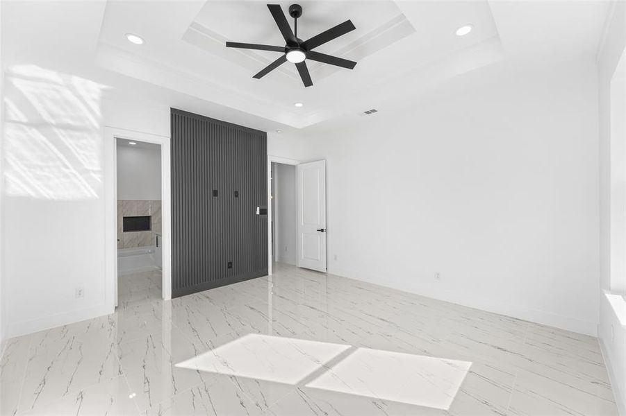 Spacious, unfurnished interior of a new home in , Dallas (Image 31).