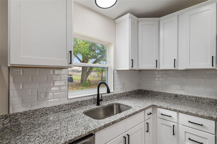 Furnished interior view inside a new home in , Dunnellon (Image 11).