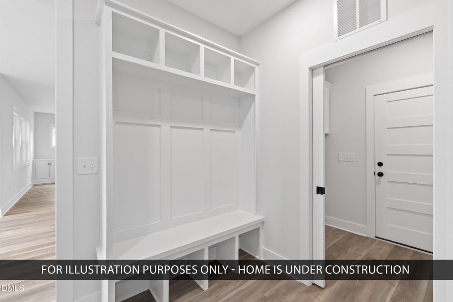 FPO Smithfield Mudd Bench