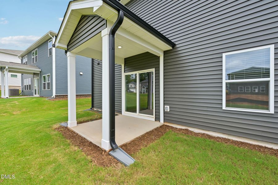 45-web-or-mls-Oak Manor - Raleigh - 716