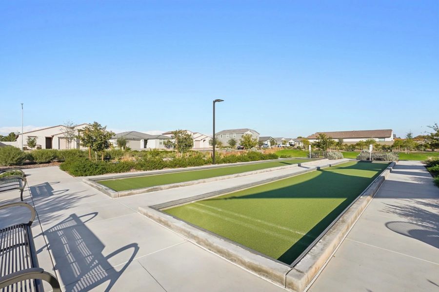 Community amenities in Estrella Crossing, Laveen (Image 14).