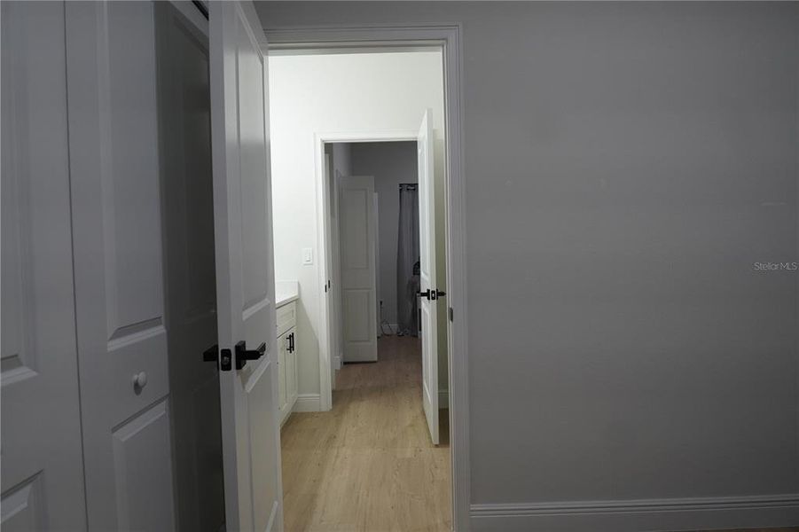 Spacious, unfurnished interior of a new home in , Ocala (Image 41).