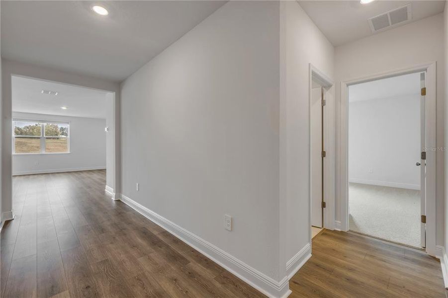 Spacious, unfurnished interior of a new home in , Lady Lake (Image 29).