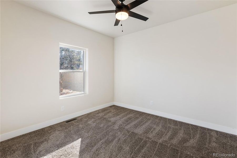 Spacious, unfurnished interior of a new home in , Woodland Park (Image 26).