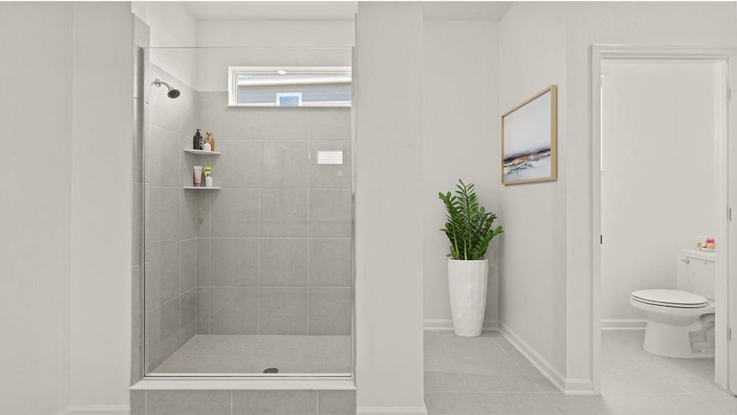 3174 Summerlin Owners Bath 3of3 F1