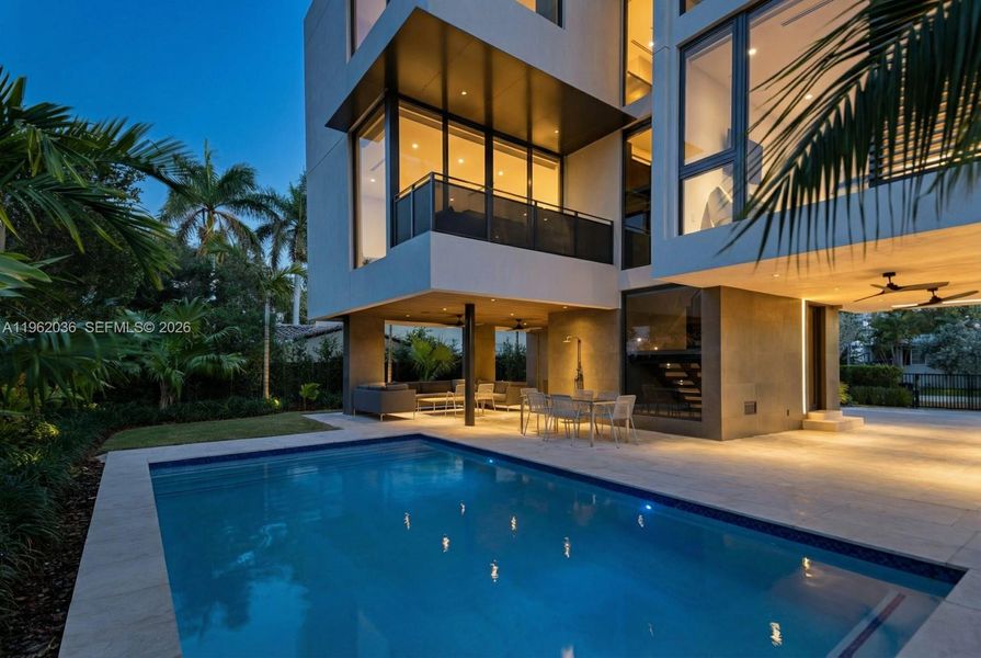 Condo located in Miami Beach, FL showcasing its design and architecture (Image 7). Condo located in Miami Beach, FL showcasing its design and architecture (Image 7).