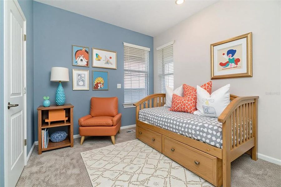 Furnished interior view inside a new home in , Clermont (Image 9).