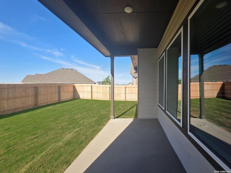Exterior details and patio area of a home in Saddlebrook Ranch, Schertz (Image 3).