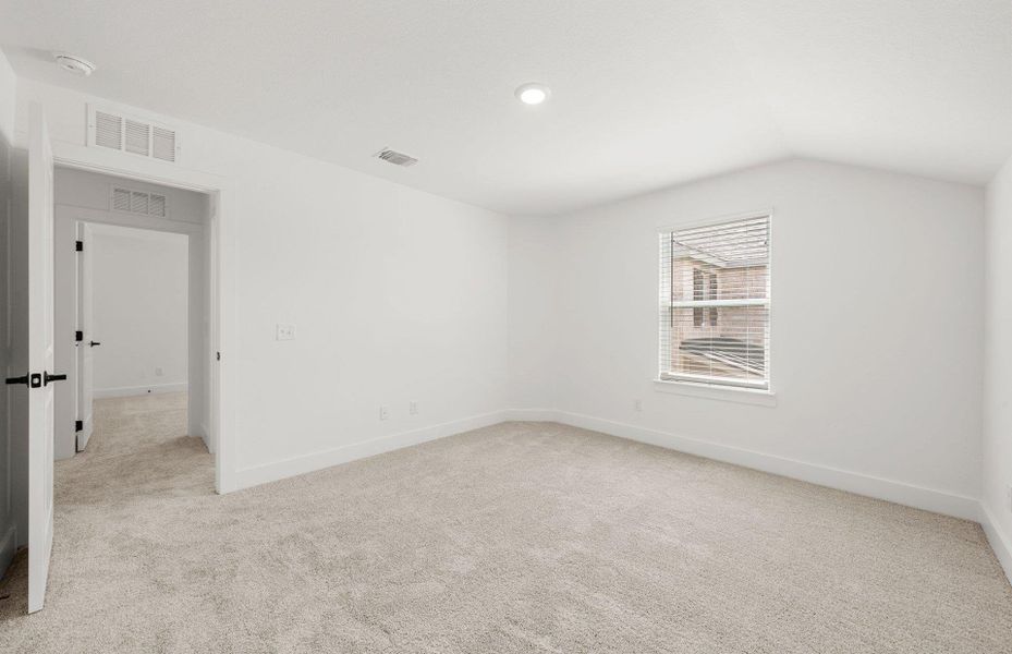 Spacious, unfurnished interior of a new home in Crosswinds, Kyle (Image 25). Spacious, unfurnished interior of a new home in Crosswinds, Kyle (Image 25).
