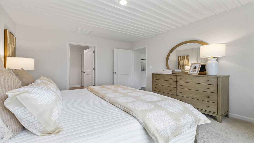 Representative furnished interior of a home built from the Cali by D.R. Horton in Rocky River Ridge, Anderson (Image 29).