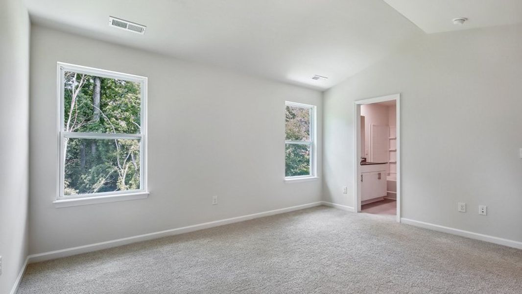 Spacious, unfurnished interior of a new home in The Estates at Edinborough, Gibsonville (Image 28).