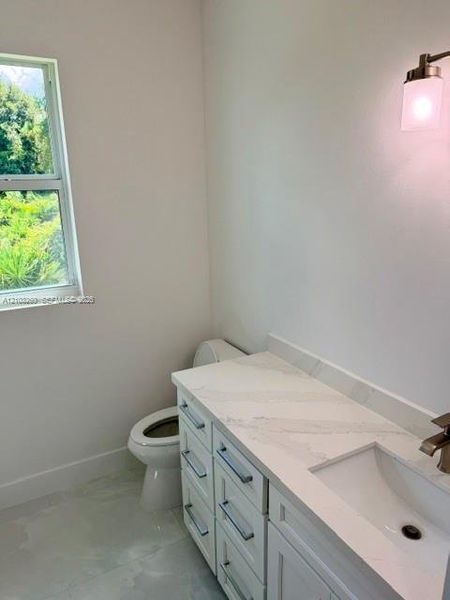 Image 34 of a home in .