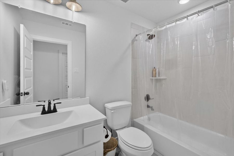Secondary bathroom # 3