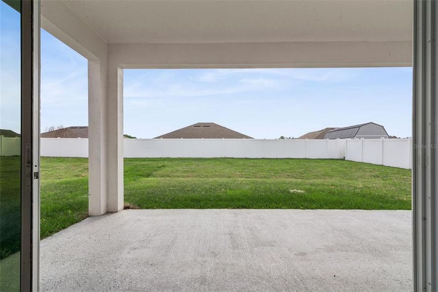 Exterior details and patio area of a home in , Belleview (Image 3).