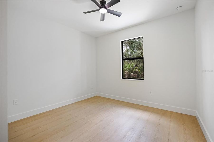 Spacious, unfurnished interior of a new home in , Port Charlotte (Image 15).