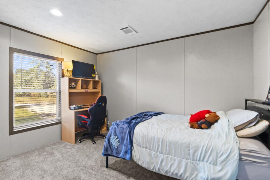 Furnished interior view inside a new home in , Huntsville (Image 16).
