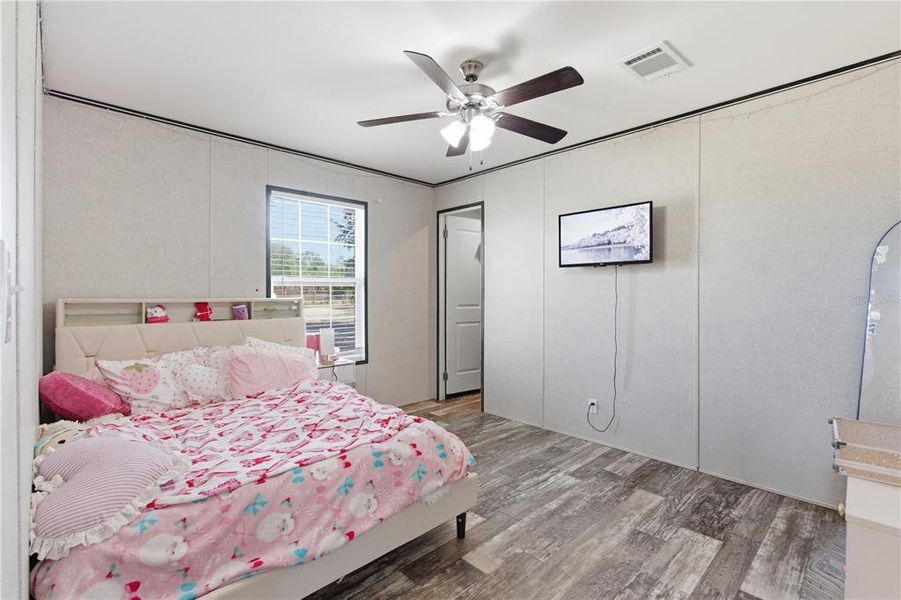 Furnished interior view inside a new home in , Fort Meade (Image 28).