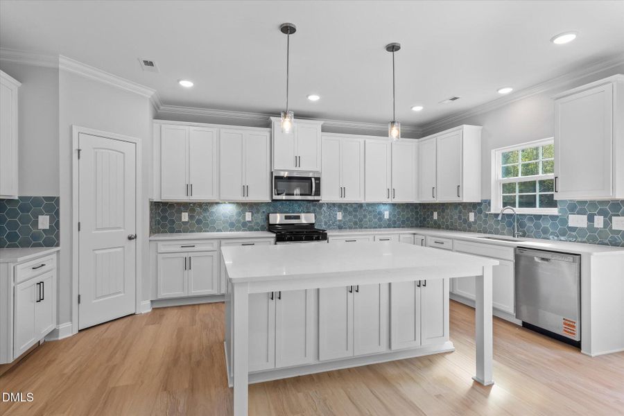 11-5504 Jaeger Drive Kitchen 1 11-5504 Jaeger Drive Kitchen 1